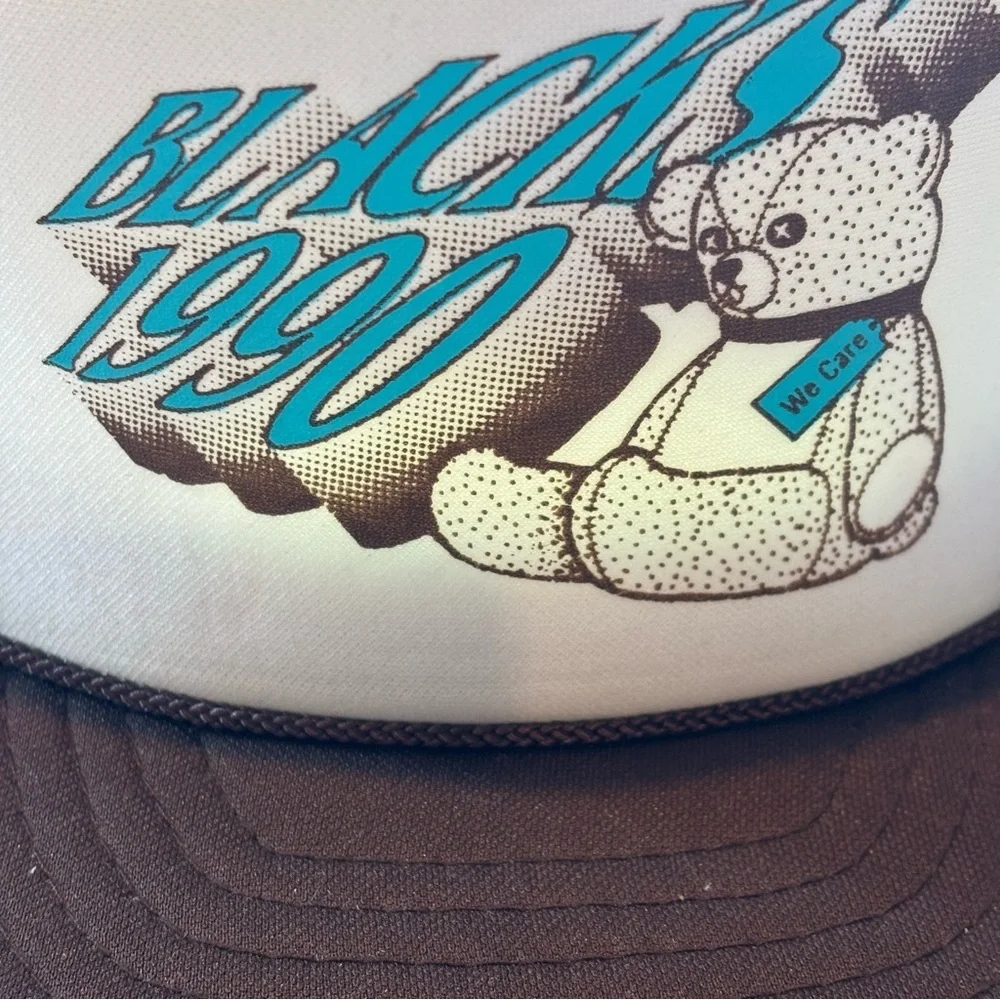 VINTAGE SNAPBACK Men’s Hat‎ Brown with Teddy Bear Design Like New